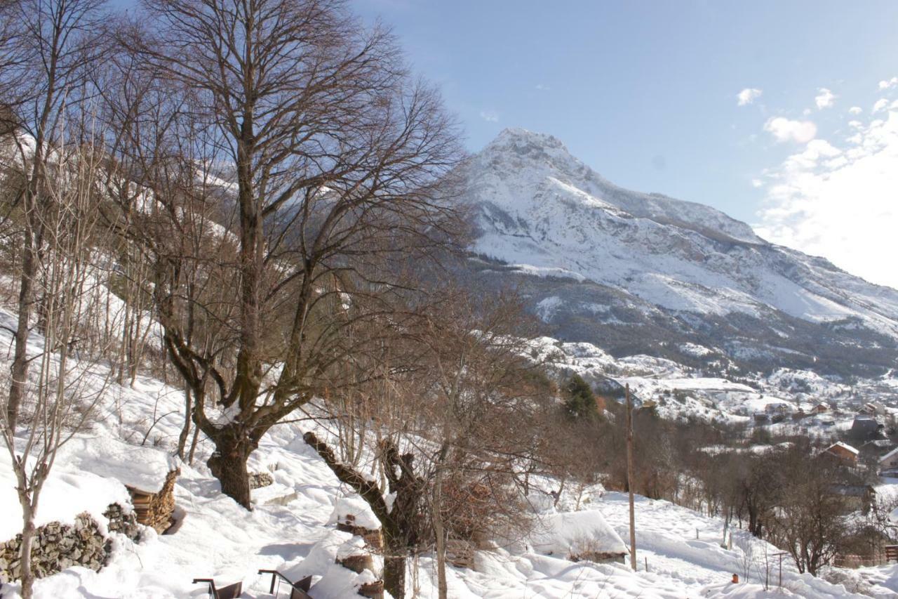 L'Eyssart Apartamento Les Vigneaux Exterior foto